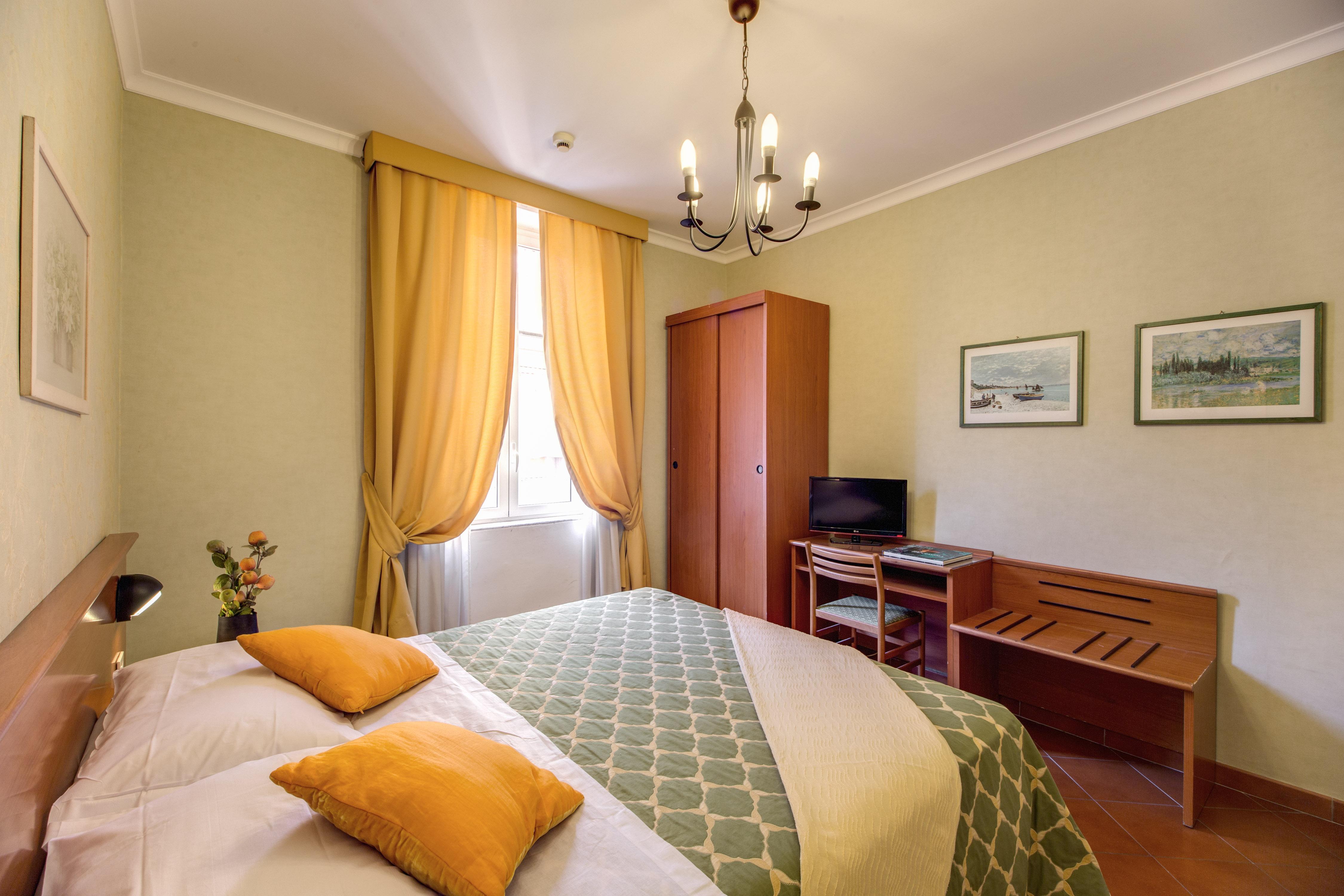 Hotel Corona Rome Bagian luar foto