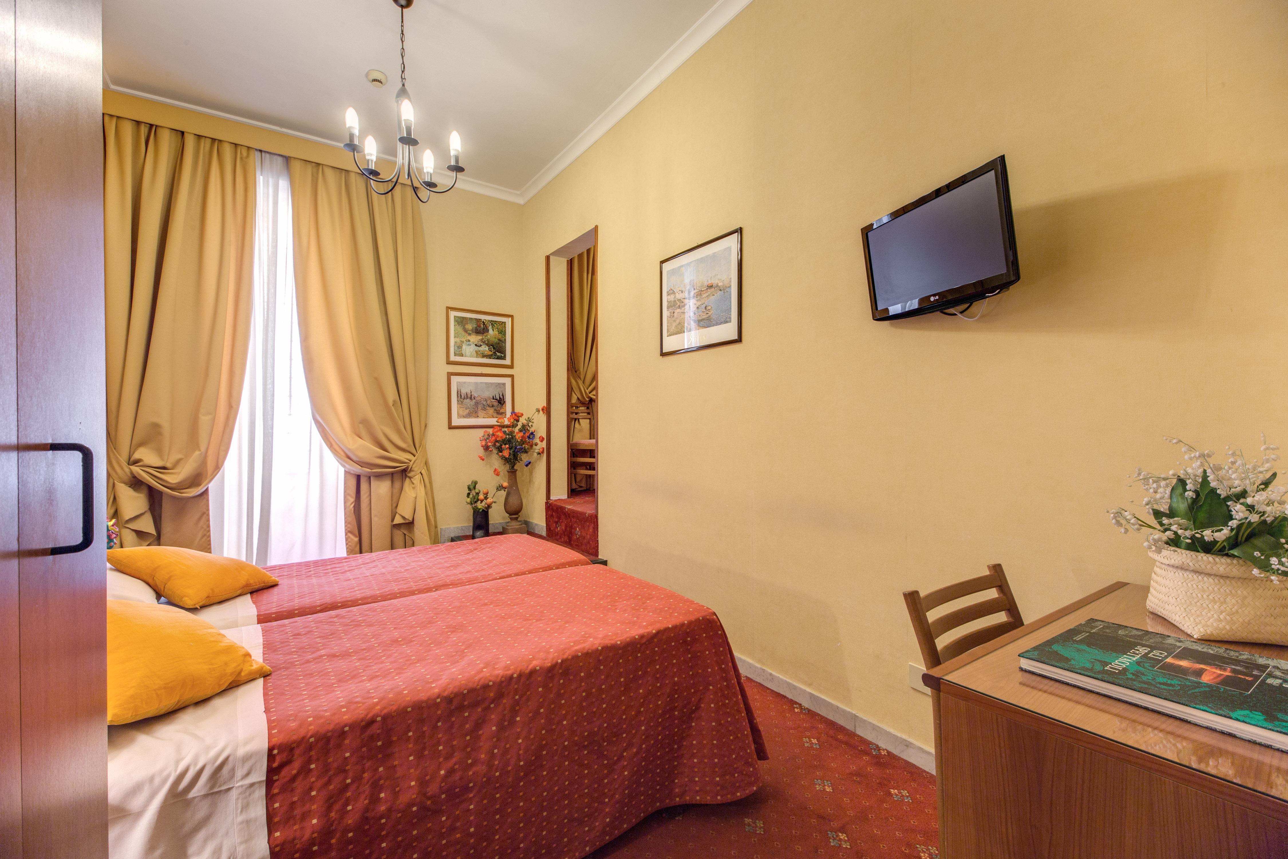 Hotel Corona Rome Bagian luar foto
